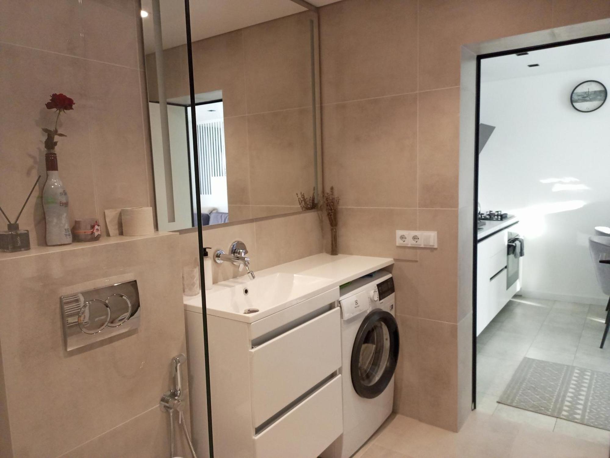 New And Comfort Apartment *